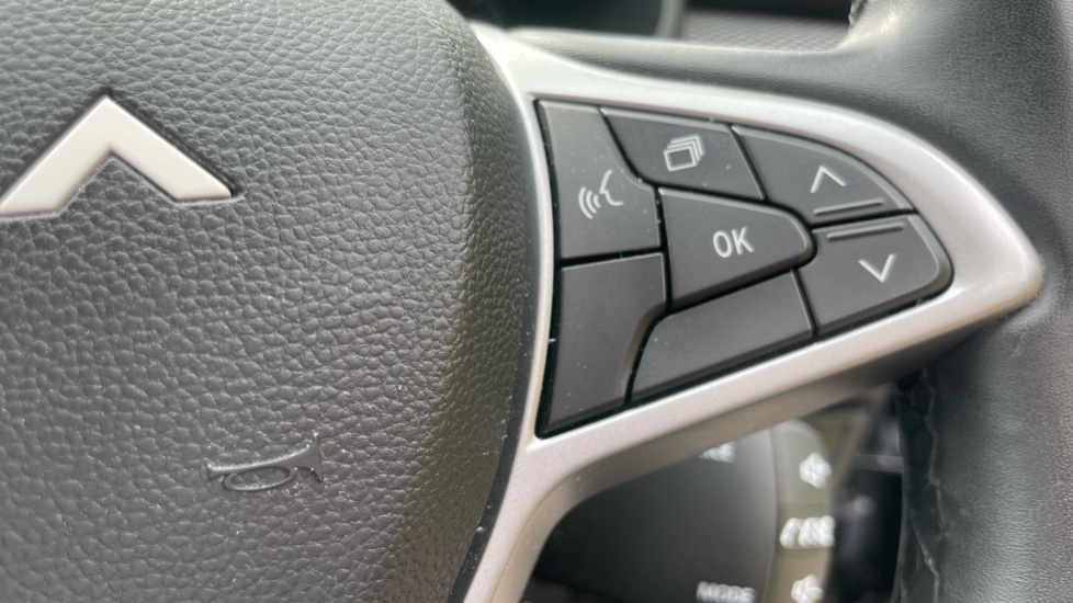 Dacia Jogger 1.0 TCe Expression 5dr Petrol Estate - Image 25