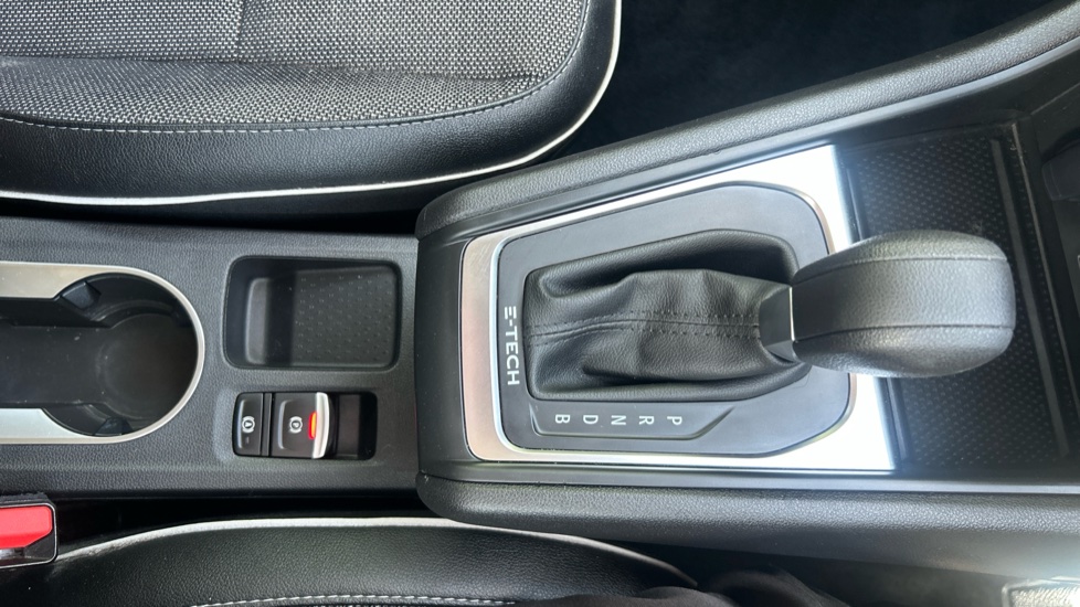 Renault Captur 1.6 E-Tech full hybrid 145 Techno 5dr Auto Hybrid Hatchback - Image 13