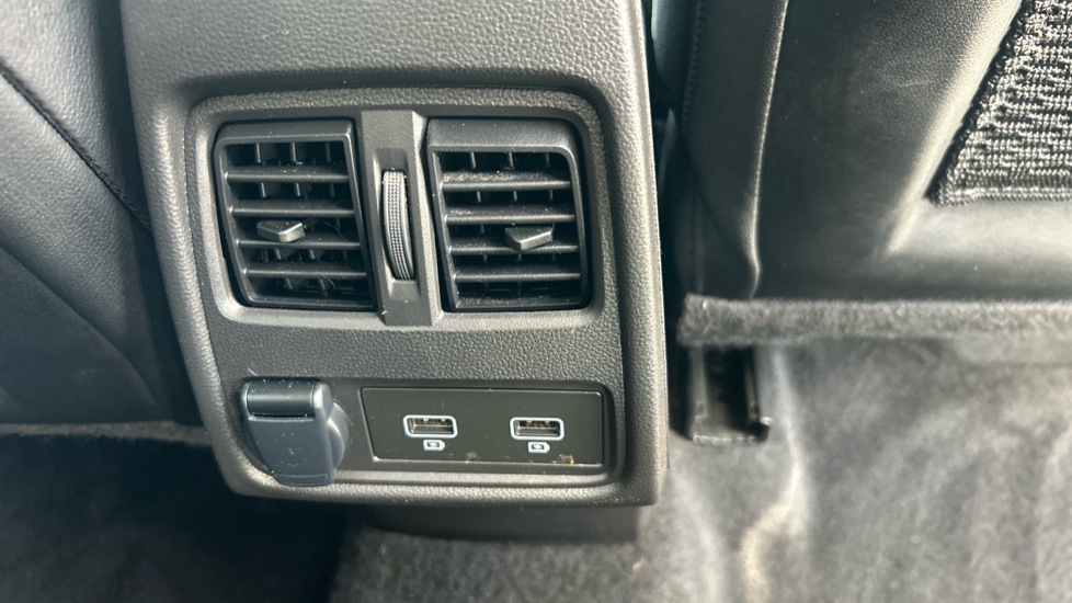 Renault Captur 1.6 E-Tech full hybrid 145 Techno 5dr Auto Hybrid Hatchback - Image 22