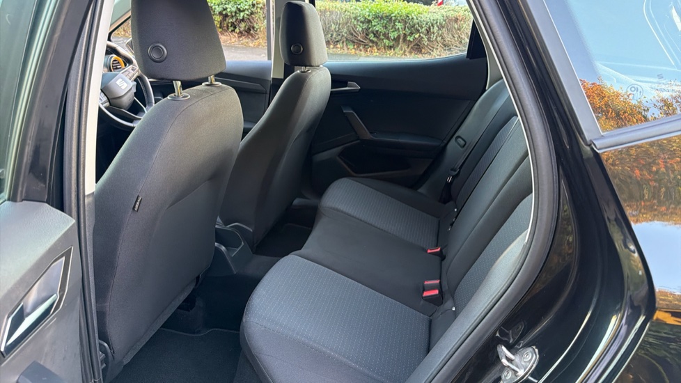 SEAT Arona 1.0 TSI SE Technology 5dr Petrol Hatchback - Image 16