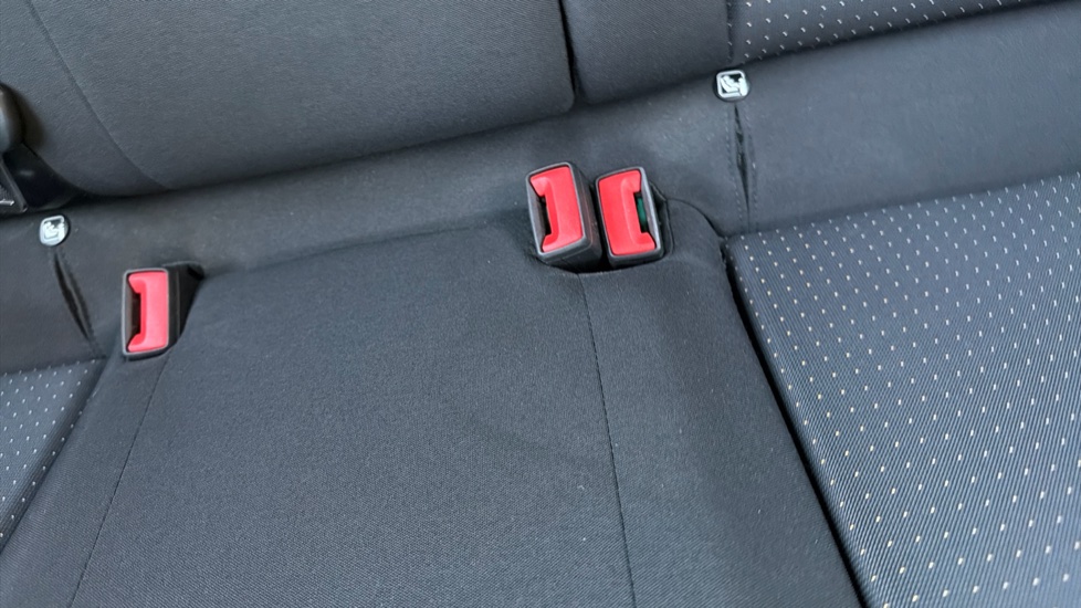 SEAT Arona 1.0 TSI SE Technology 5dr Petrol Hatchback - Image 17