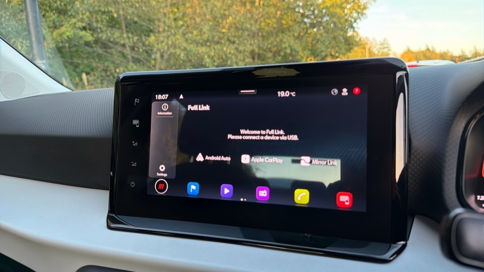 SEAT Arona 1.0 TSI SE Technology 5dr Petrol Hatchback - Image 29