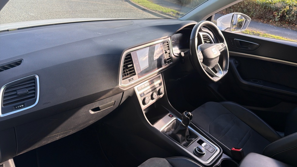 SEAT Ateca 1.5 TSI EVO Xperience 5dr Petrol Estate - Image 9