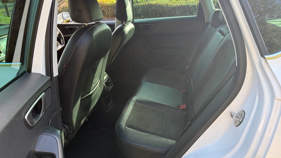 SEAT Ateca 1.5 TSI EVO Xperience 5dr Petrol Estate - Image 16