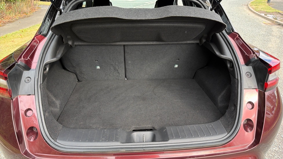 Nissan Juke 1.0 DiG-T 114 Tekna+ 5dr Petrol Hatchback - Image 4