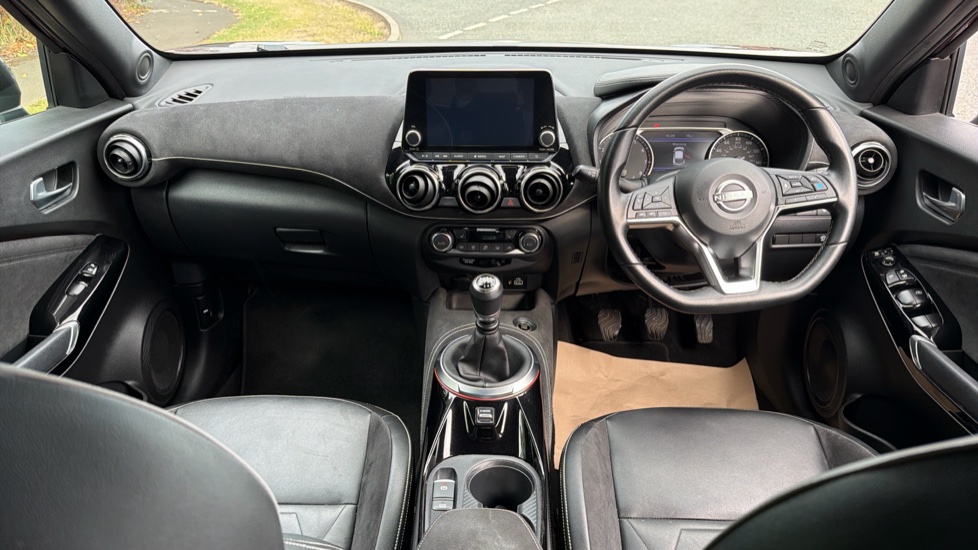 Nissan Juke 1.0 DiG-T 114 Tekna+ 5dr Petrol Hatchback - Image 10