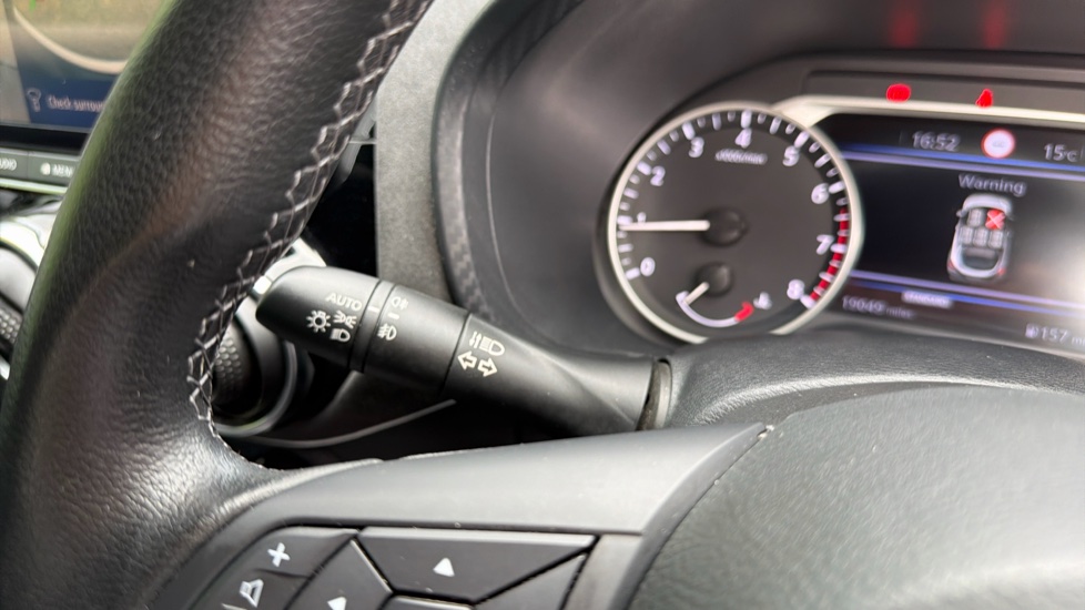 Nissan Juke 1.0 DiG-T 114 Tekna+ 5dr Petrol Hatchback - Image 34
