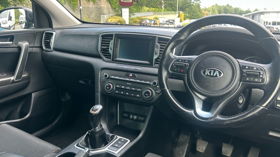 Kia Sportage 1.6 GDi ISG 2 5dr Petrol Estate - Image 9