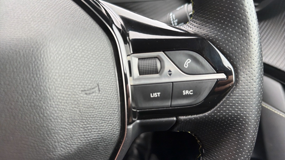 Peugeot 208 1.2 PureTech 100 GT Line 5dr Petrol Hatchback - Image 22