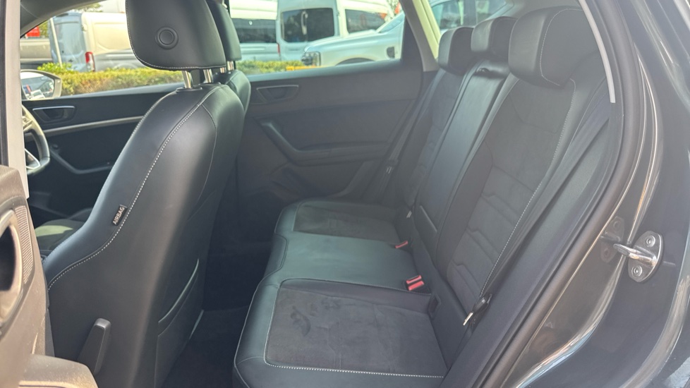 SEAT Ateca 1.5 TSI EVO Xperience 5dr DSG Petrol Estate - Image 16