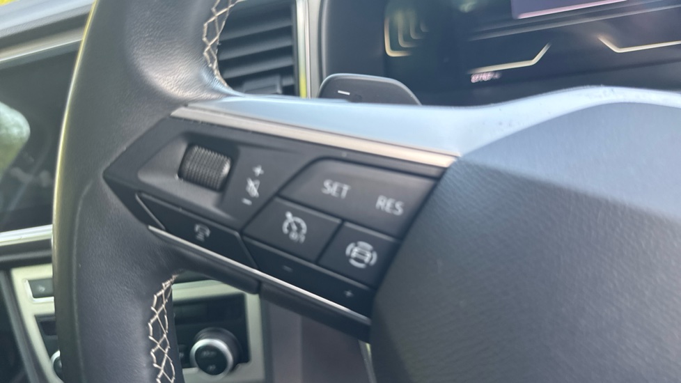 SEAT Ateca 1.5 TSI EVO Xperience 5dr DSG Petrol Estate - Image 25