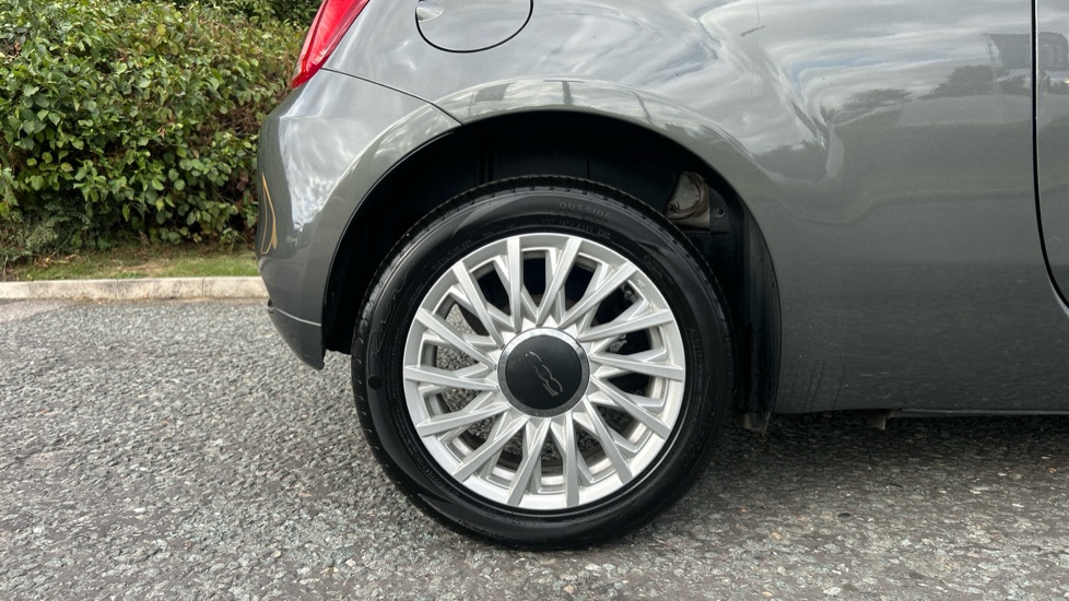 Fiat 500 1.2 Lounge 3dr Petrol Hatchback - Image 7