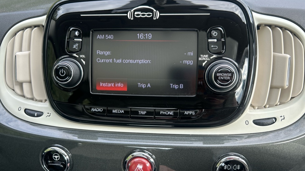 Fiat 500 1.2 Lounge 3dr Petrol Hatchback - Image 27
