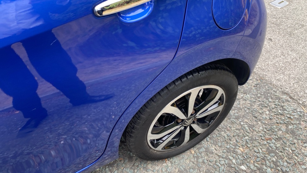 Citroen C1 1.0 VTi 72 Flair 5dr Petrol Hatchback - Image 8