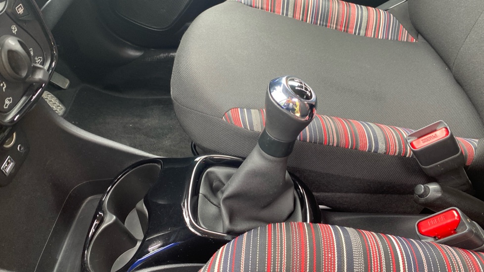 Citroen C1 1.0 VTi 72 Flair 5dr Petrol Hatchback - Image 13
