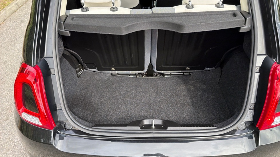 Fiat 500 1.0 Mild Hybrid Lounge 3dr Petrol Hatchback - Image 4