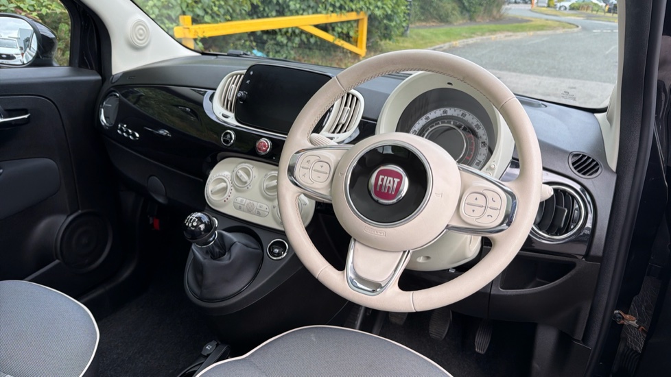 Fiat 500 1.0 Mild Hybrid Lounge 3dr Petrol Hatchback - Image 11