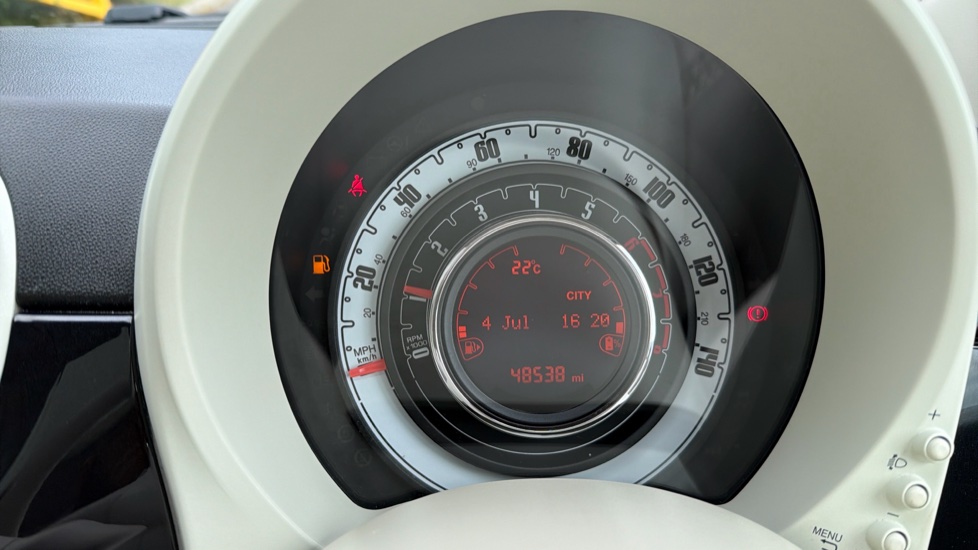 Fiat 500 1.0 Mild Hybrid Lounge 3dr Petrol Hatchback - Image 18