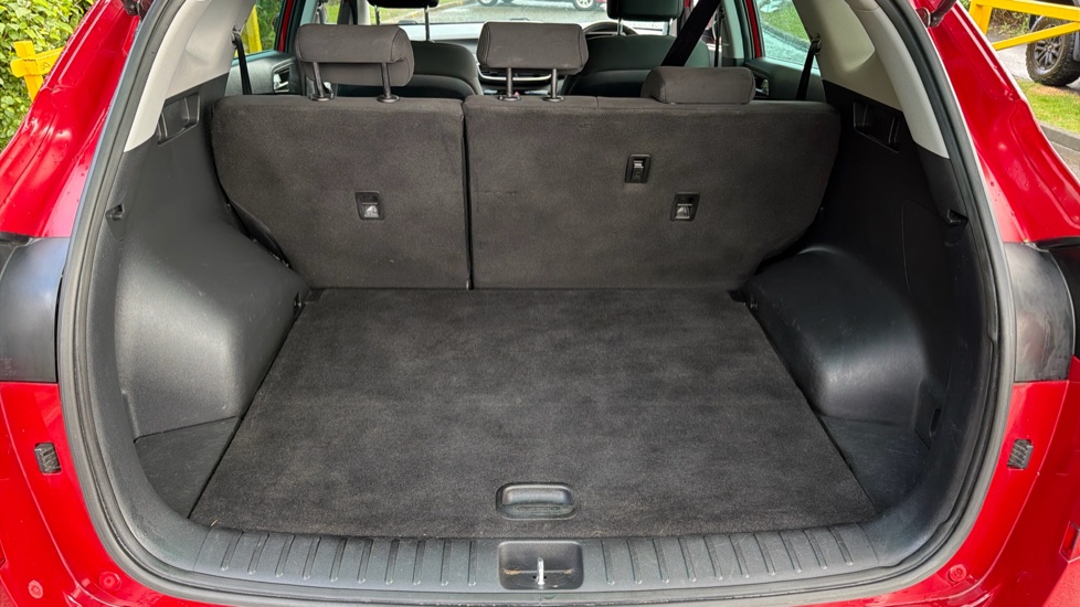Hyundai TUCSON 1.6 GDi SE Nav 5dr 2WD Petrol Estate - Image 4