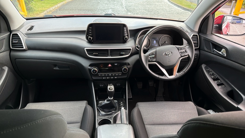 Hyundai TUCSON 1.6 GDi SE Nav 5dr 2WD Petrol Estate - Image 10