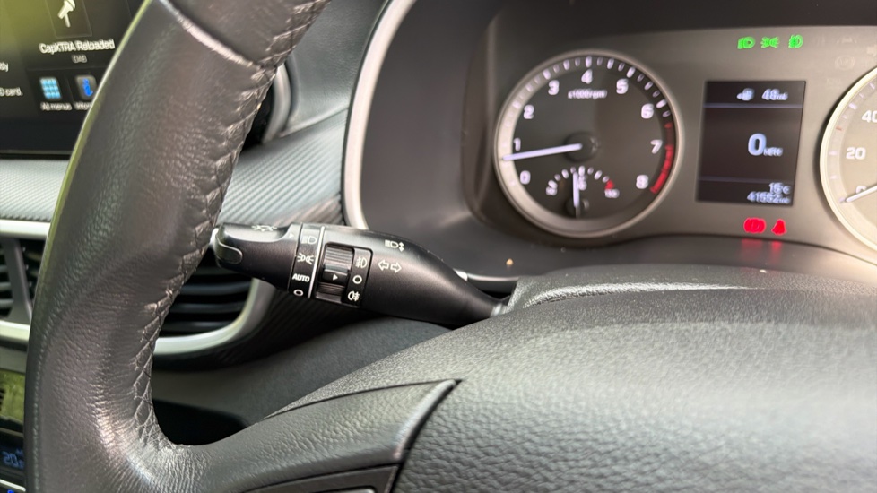 Hyundai TUCSON 1.6 GDi SE Nav 5dr 2WD Petrol Estate - Image 23