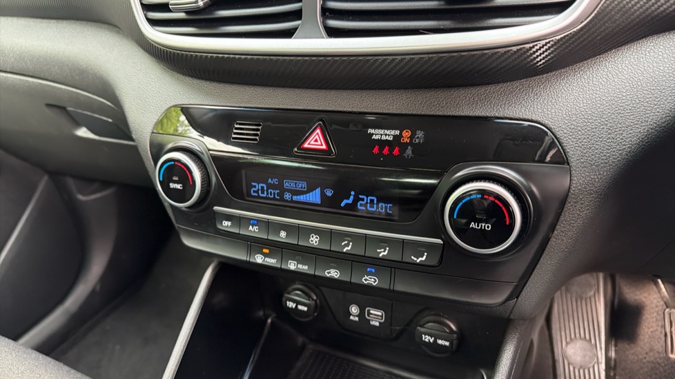 Hyundai TUCSON 1.6 GDi SE Nav 5dr 2WD Petrol Estate - Image 25