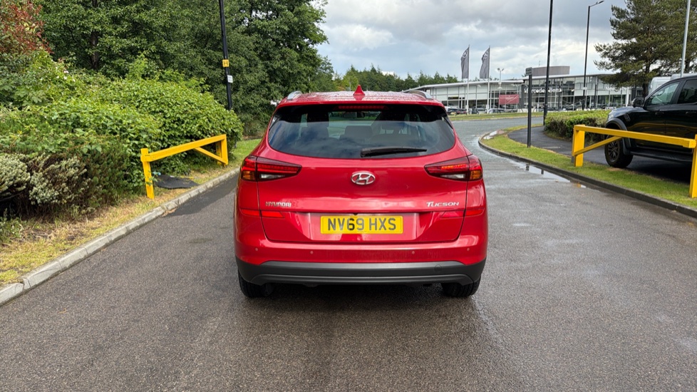 Hyundai TUCSON 1.6 GDi SE Nav 5dr 2WD Petrol Estate - Image 40