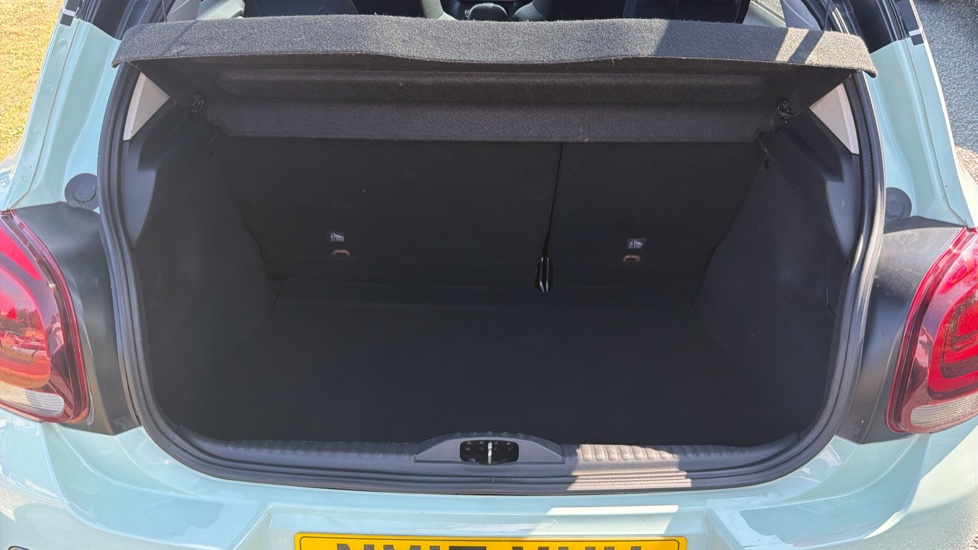 Citroen C3 1.2 PureTech 110 Flair 5dr Petrol Hatchback - Image 4