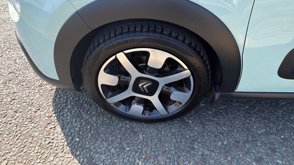 Citroen C3 1.2 PureTech 110 Flair 5dr Petrol Hatchback - Image 34