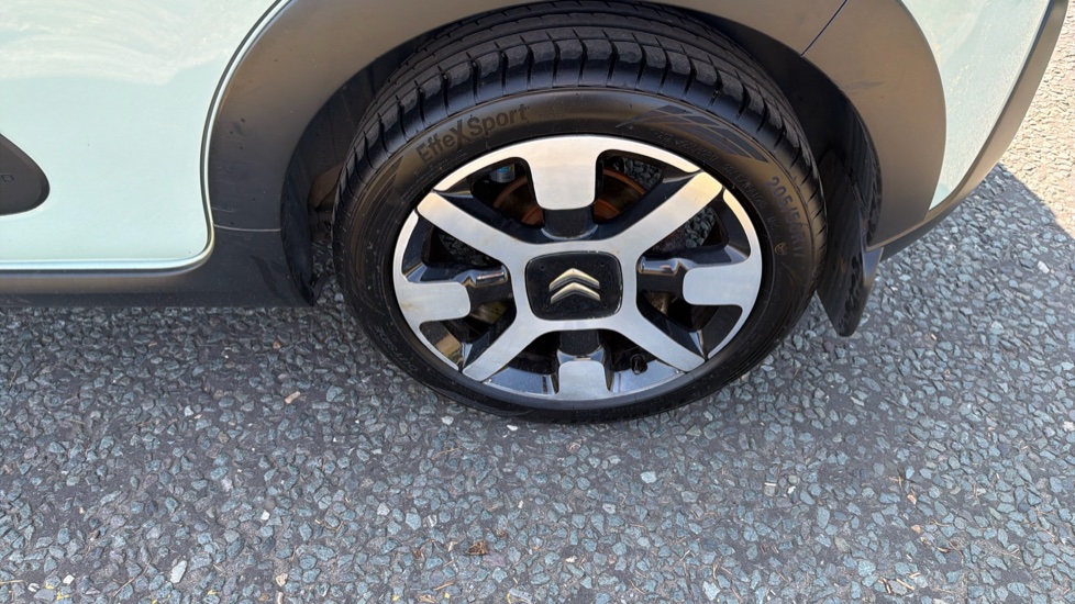 Citroen C3 1.2 PureTech 110 Flair 5dr Petrol Hatchback - Image 35