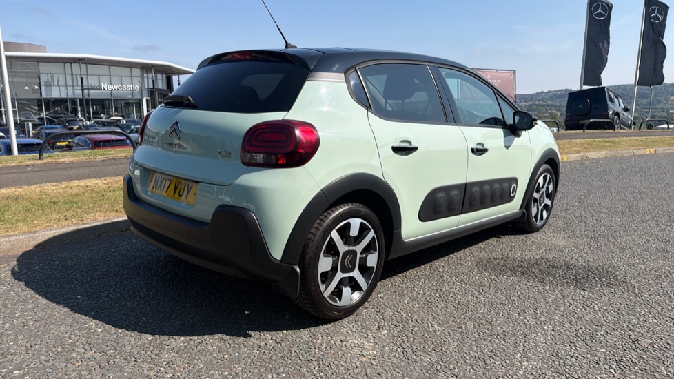 Citroen C3 1.2 PureTech 110 Flair 5dr Petrol Hatchback - Image 37