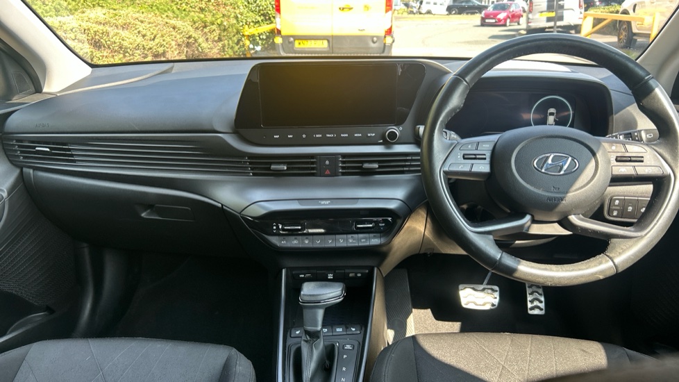 Hyundai BAYON 1.0 TGDi [120] 48V MHEV Premium 5dr DCT Petrol Hatchback - Image 10