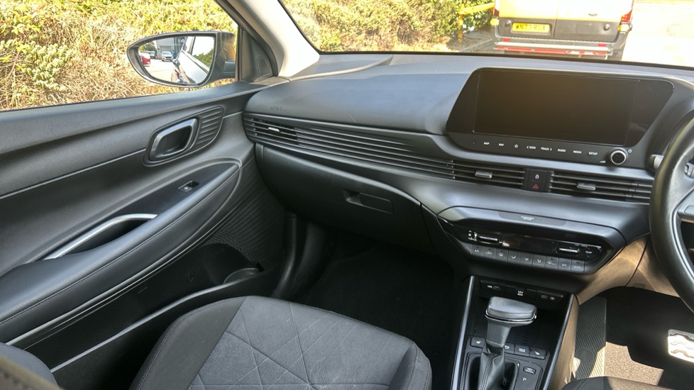 Hyundai BAYON 1.0 TGDi [120] 48V MHEV Premium 5dr DCT Petrol Hatchback - Image 14
