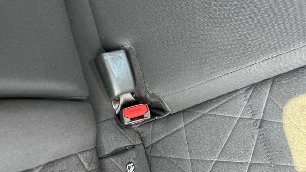 Hyundai BAYON 1.0 TGDi [120] 48V MHEV Premium 5dr DCT Petrol Hatchback - Image 17