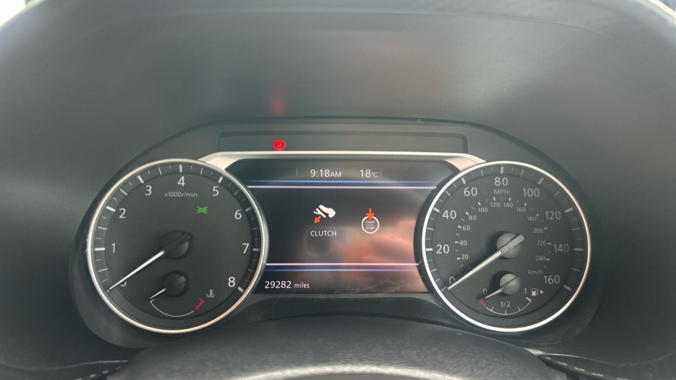 Nissan Juke 1.0 DiG-T 114 N-Connecta 5dr Petrol Hatchback - Image 18