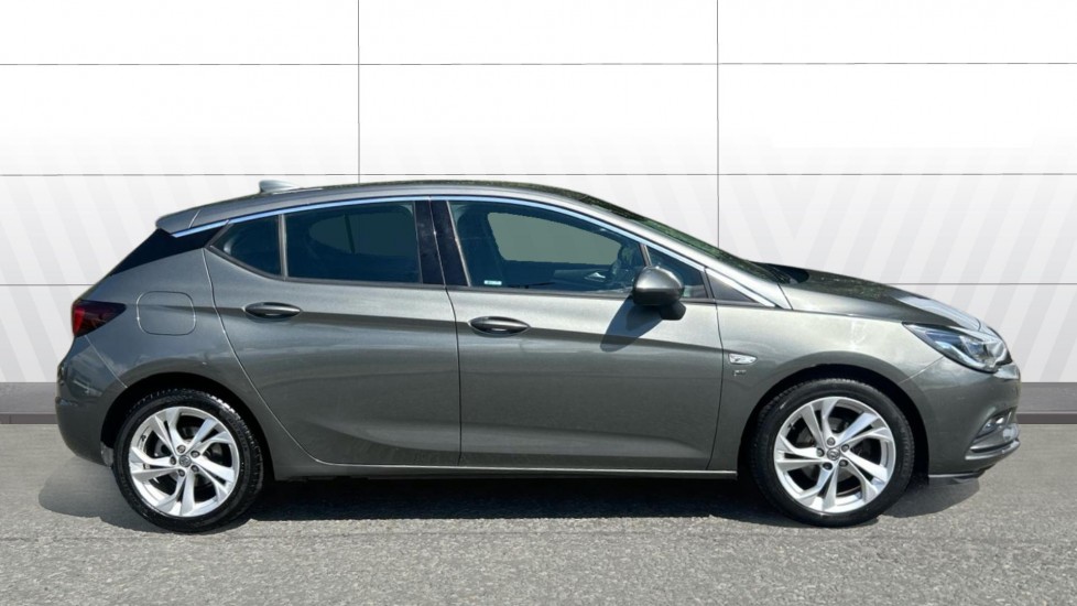 Vauxhall Astra 1.4T 16V 150 SRi Nav 5dr Petrol Hatchback - Image 5