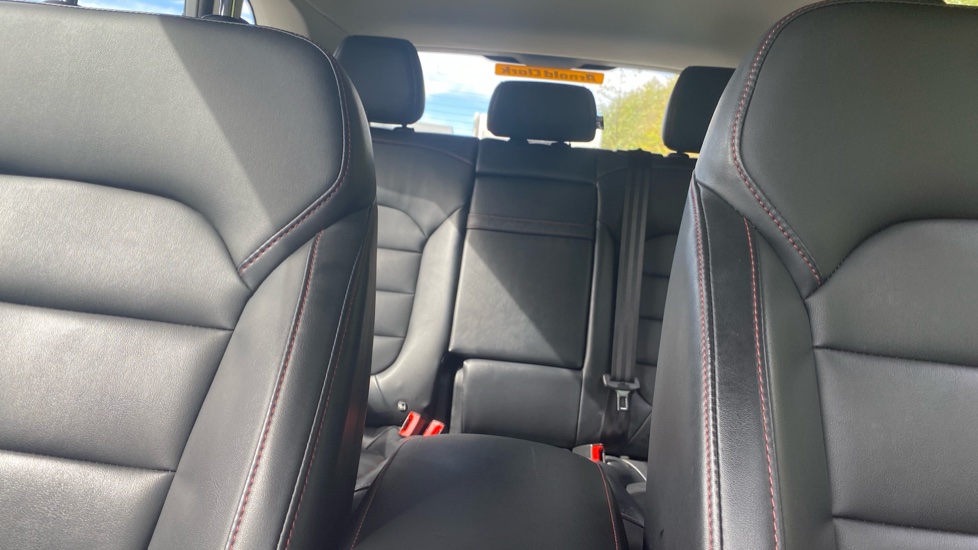 MG HS 1.5 T-GDI SE 5dr Petrol Hatchback - Image 15
