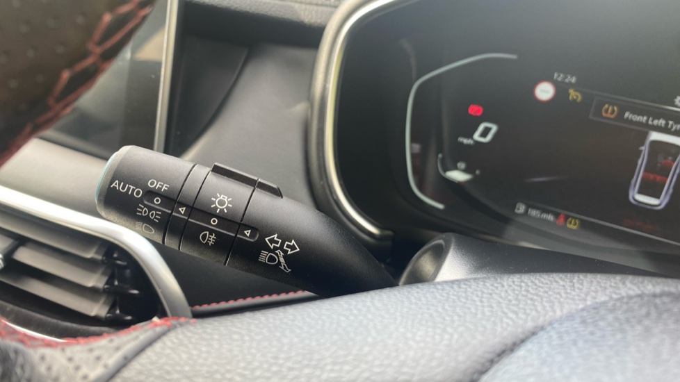 MG HS 1.5 T-GDI SE 5dr Petrol Hatchback - Image 26