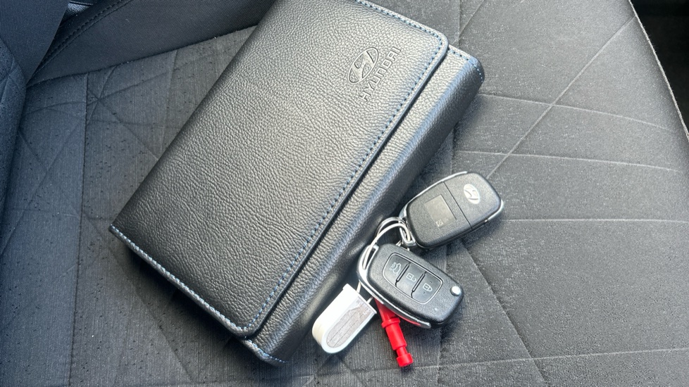 Hyundai BAYON 1.0 TGDi 48V MHEV Premium 5dr Petrol Hatchback - Image 19