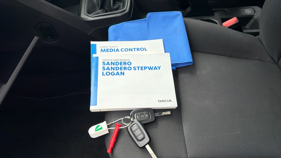 Dacia Sandero 1.0 Tce Essential 5dr Petrol Hatchback - Image 19