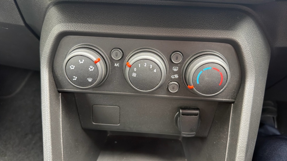 Dacia Sandero 1.0 Tce Essential 5dr Petrol Hatchback - Image 24