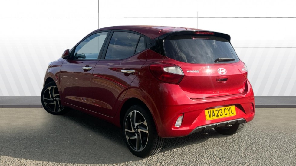 Hyundai i10 1.2 MPi Premium 5dr Auto Petrol Hatchback - Image 2