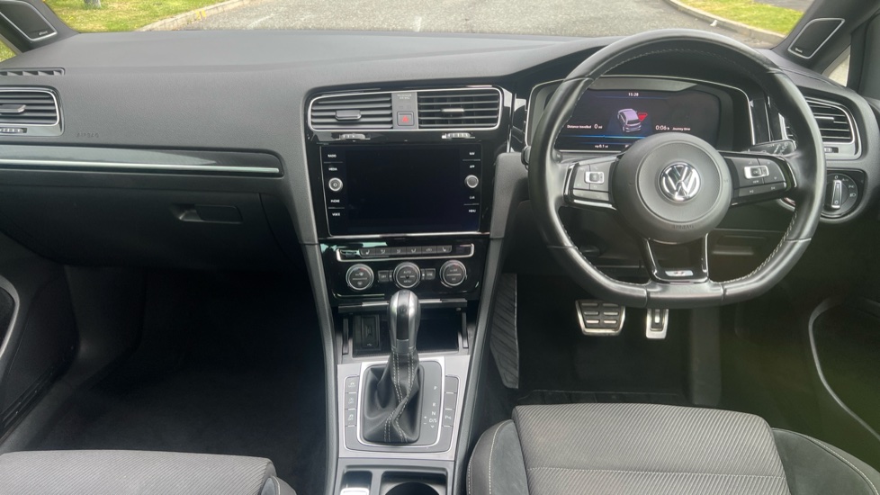 Volkswagen Golf 2.0 TSI 300 R 5dr 4MOTION DSG Petrol Hatchback - Image 10