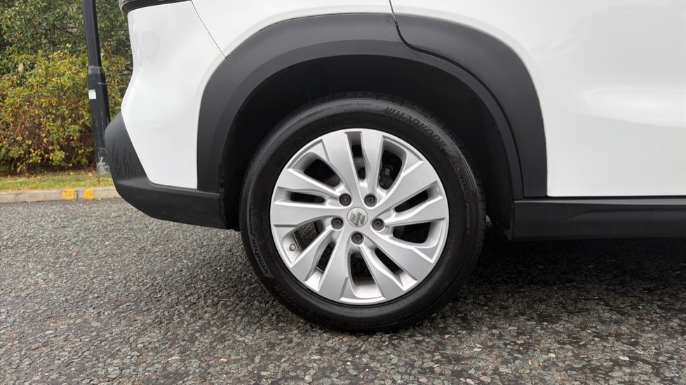Suzuki S-Cross 1.5 Hybrid Motion 5dr AGS Hybrid Hatchback - Image 7