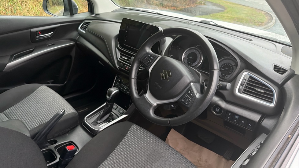 Suzuki S-Cross 1.5 Hybrid Motion 5dr AGS Hybrid Hatchback - Image 11
