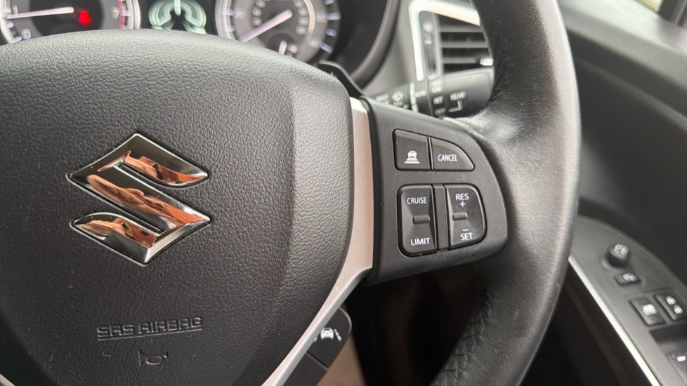 Suzuki S-Cross 1.5 Hybrid Motion 5dr AGS Hybrid Hatchback - Image 26