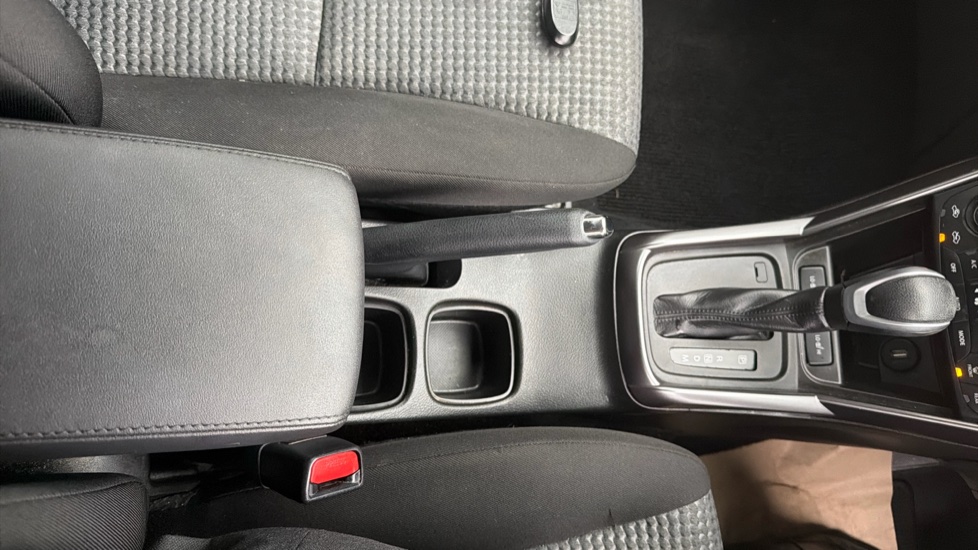 Suzuki S-Cross 1.5 Hybrid Motion 5dr AGS Hybrid Hatchback - Image 31