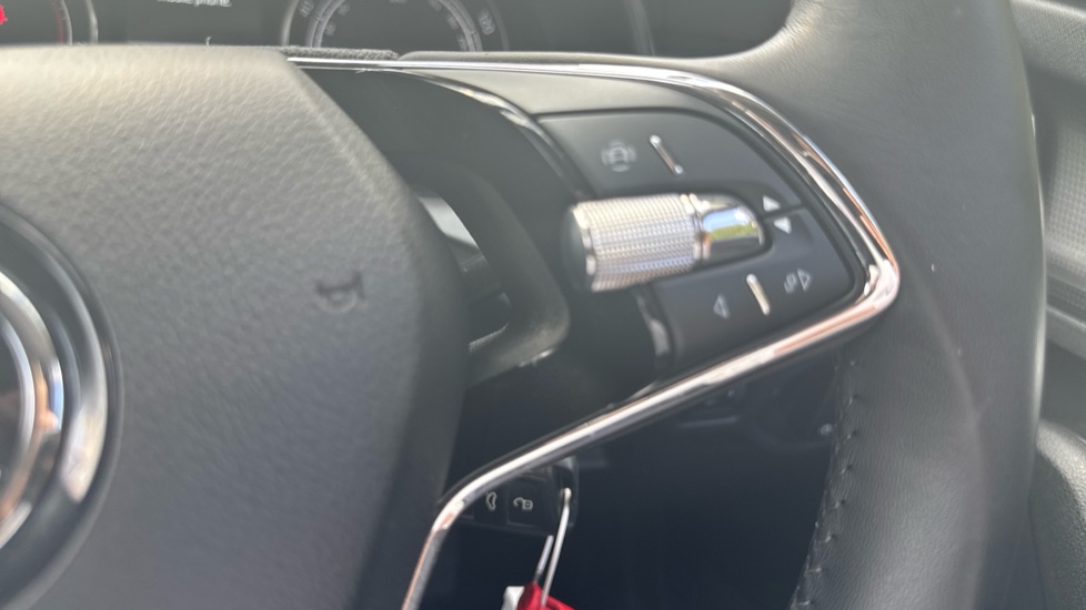 Skoda Kamiq 1.0 TSI 110 SE Drive 5dr Petrol Hatchback - Image 25