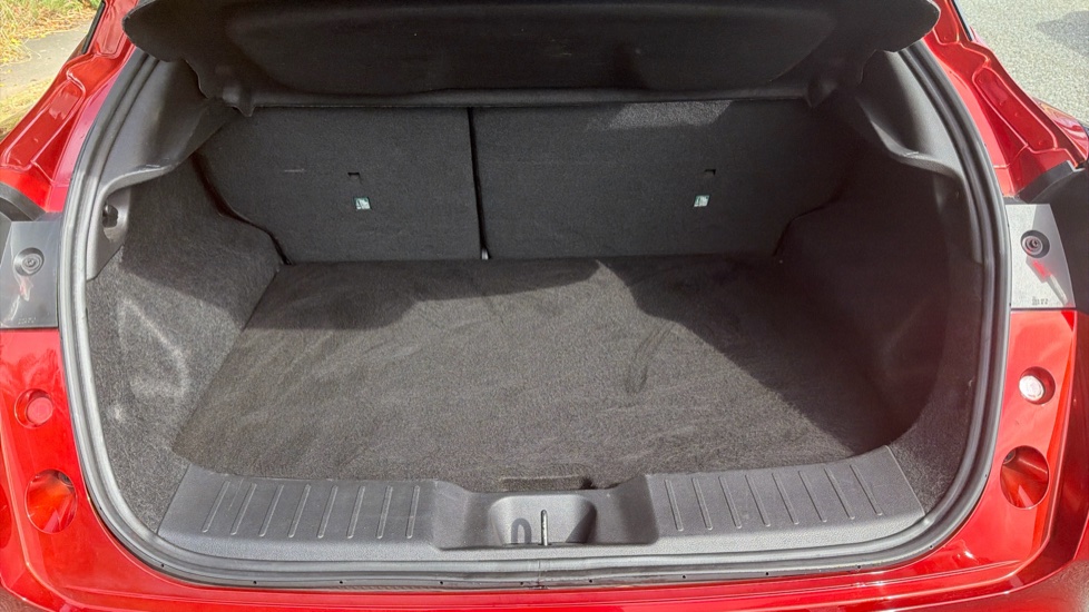 Nissan Juke 1.0 DiG-T 114 N-Connecta 5dr DCT Petrol Hatchback - Image 4