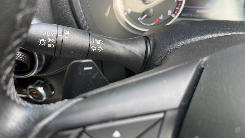 Nissan Juke 1.0 DiG-T 114 N-Connecta 5dr DCT Petrol Hatchback - Image 23